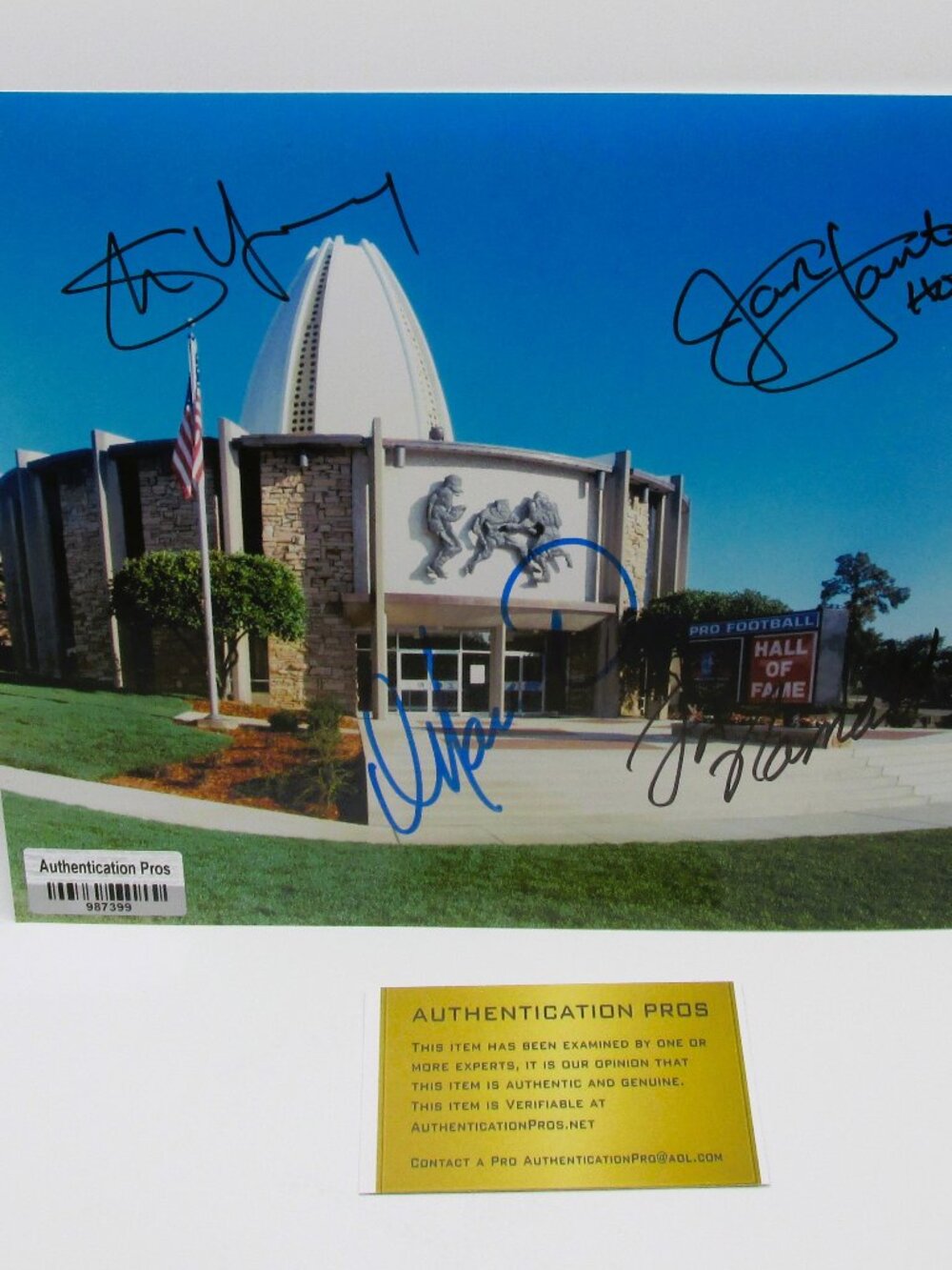 Dan Marino, Joe Namath, Steve Young etc Signed 8x10 Photo With COA - BENT